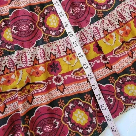 Mimi maternity boho print midi Flowy Tiered skirt Size medium - Picture 6 of 8